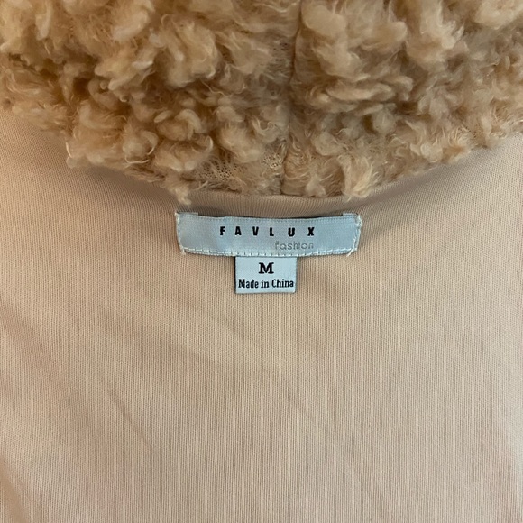 Vest - Picture 2 of 2